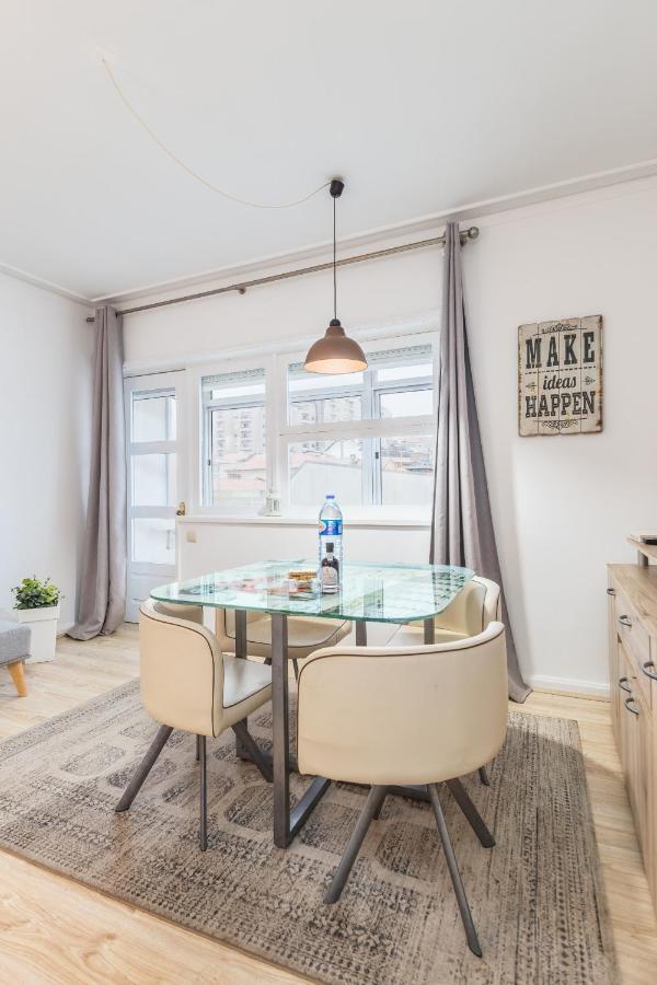 Nice Apartment With Veranda In Gaia - 3D Vila Nova de Gaia Bagian luar foto